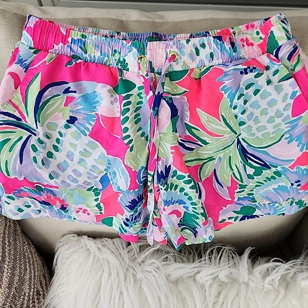 Lilly Pulitzer Shorts Womens XS Pink Bright Pineapple Katia Coastal Resort
